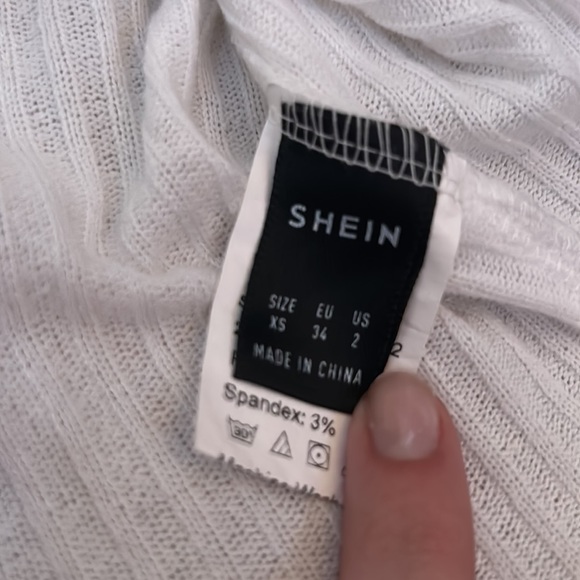 crop top - Picture 6 of 7